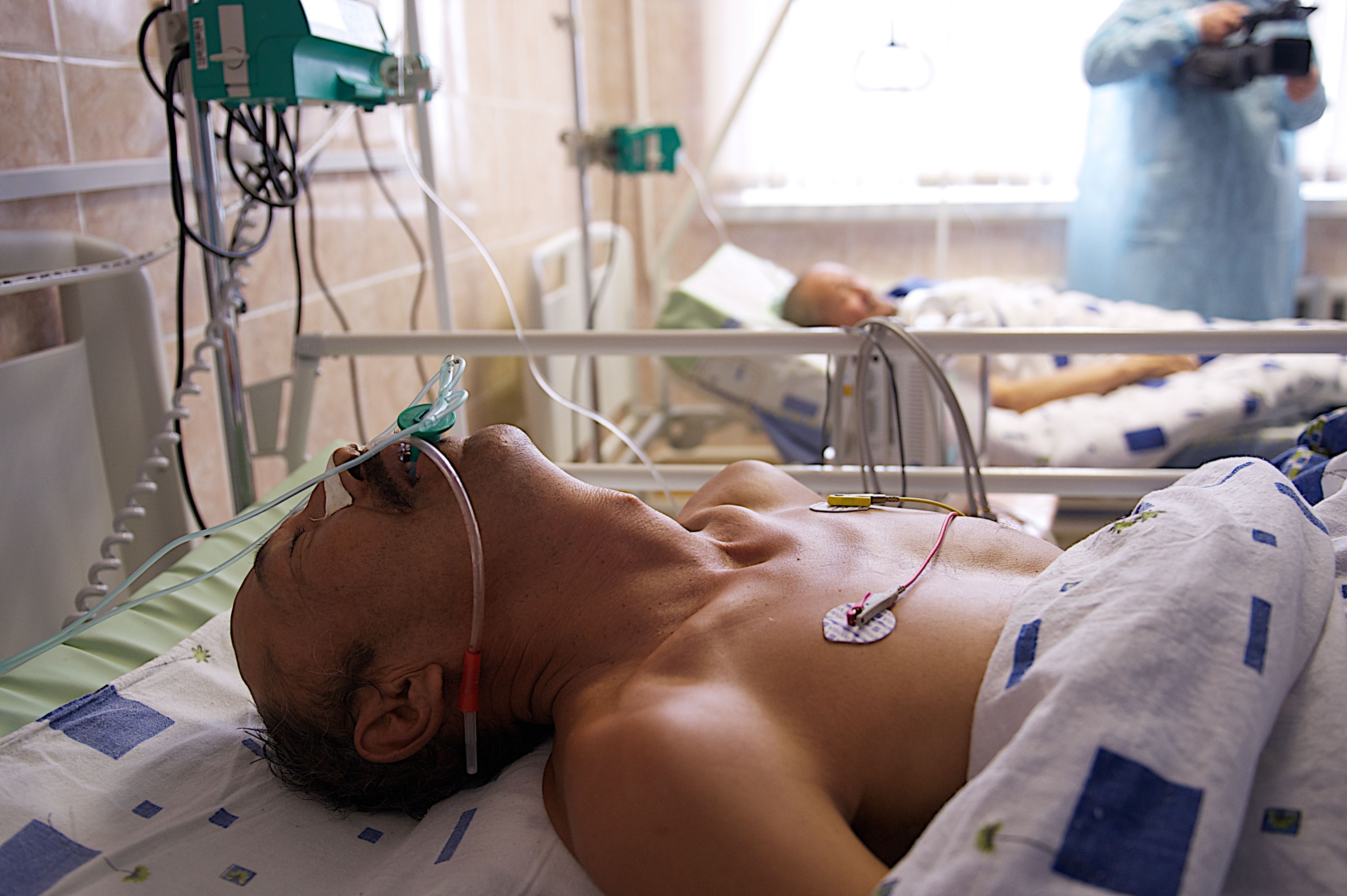 Благотворительный проект «Ангел-хранитель» фонда «Кус Жолы» и Казкоммерцбанка оснастил Урджарскую районную больницу современным медоборудованием. Ангел-хранитель, Урджар, Восточно-Казахстанская область, фонд Кус Жолы, Казкоммерцбанк, благотворительность, медицина, Карлыгаш Нуржан, Shanger.kz