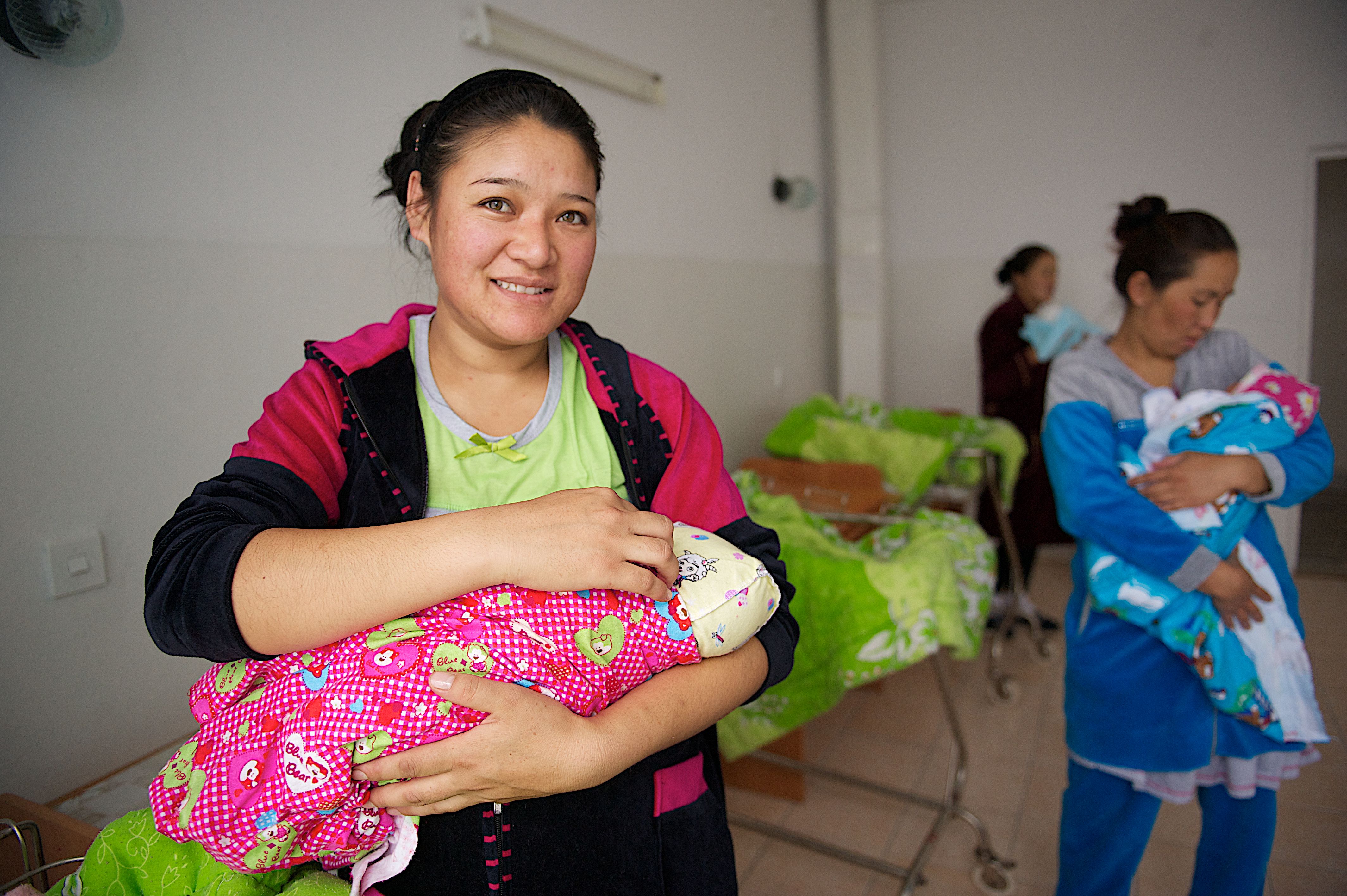 Благотворительный проект «Ангел-хранитель» фонда «Кус Жолы» и Казкоммерцбанка оснастил Урджарскую районную больницу современным медоборудованием. Ангел-хранитель, Урджар, Восточно-Казахстанская область, фонд Кус Жолы, Казкоммерцбанк, благотворительность, медицина, Карлыгаш Нуржан, Shanger.kz