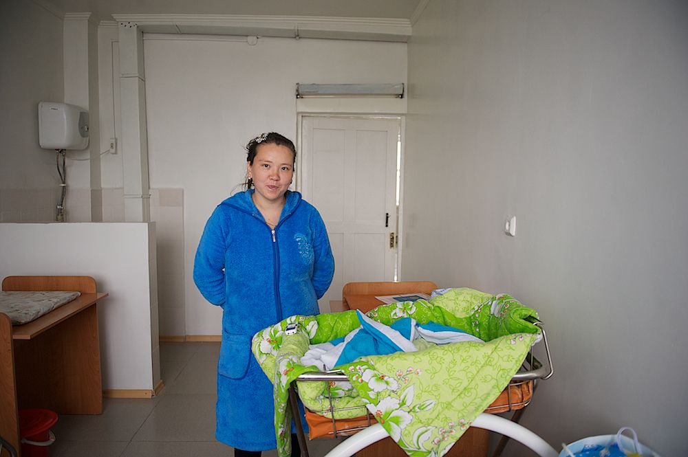 Благотворительный проект «Ангел-хранитель» фонда «Кус Жолы» и Казкоммерцбанка оснастил Урджарскую районную больницу современным медоборудованием. Ангел-хранитель, Урджар, Восточно-Казахстанская область, фонд Кус Жолы, Казкоммерцбанк, благотворительность, медицина, Карлыгаш Нуржан, Shanger.kz