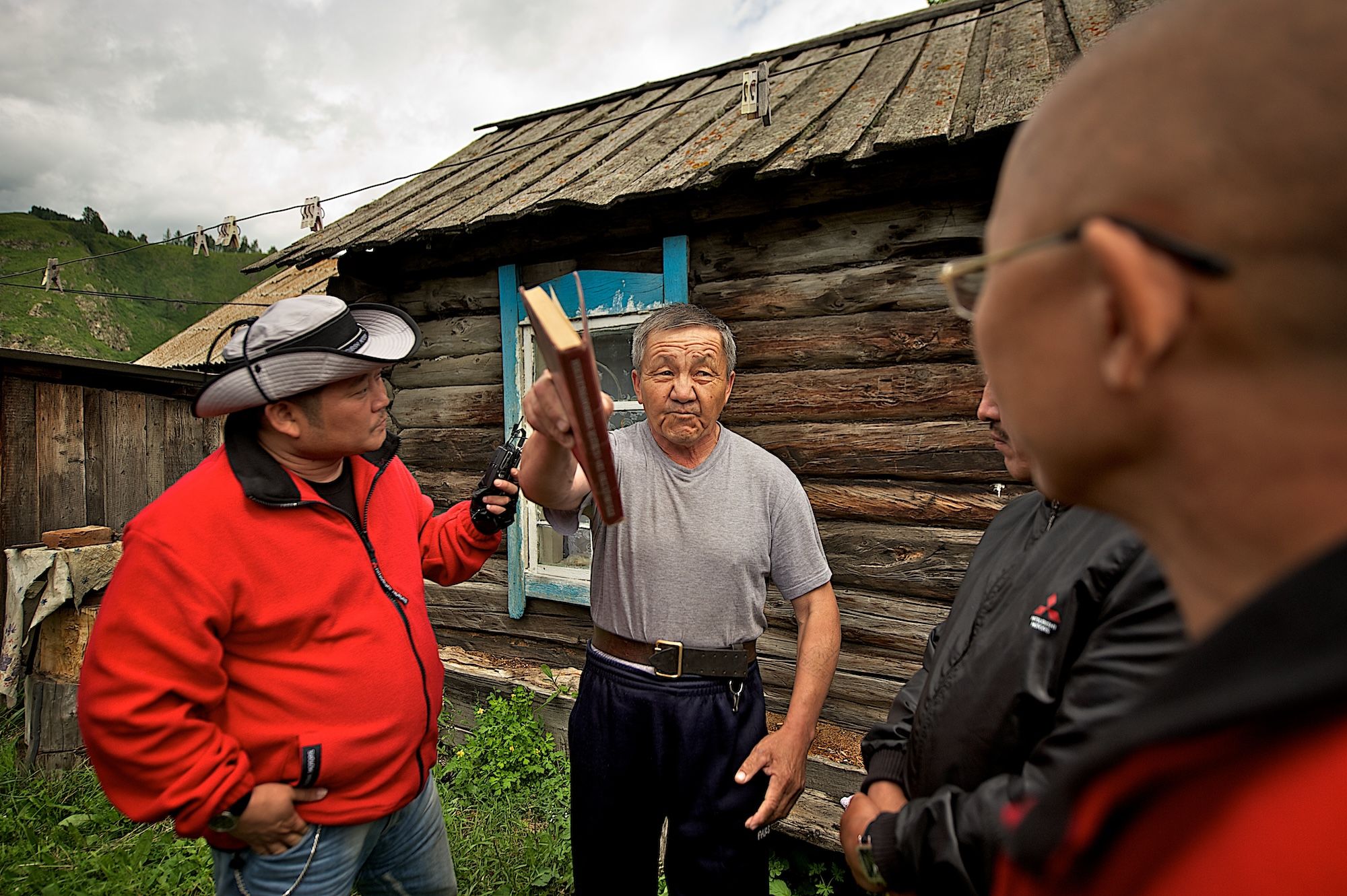 Путешествие участников экспедиции «По пути Чингисхана» по Алтайскому краю: древние курганы, села, культура алтайцев и казахов, следы великой истории. Алтайский край, экспедиция, Чингисхан, Алтай, Казахстан, Монголия, история, культура, археология, Карлыгаш Нуржан, Shanger.kz
