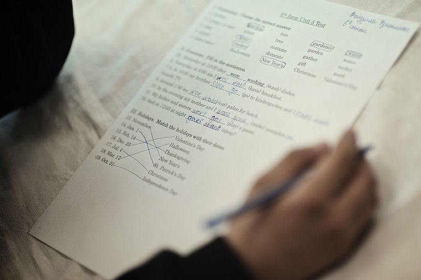 Американский волонтер Джонатан Рибел преподает английский язык в селе Шаульдер Южно-Казахстанской области, осваивает казахский язык и сельский быт, Джонатан Рибел, Корпус мира, село Шаульдер, английский язык, Казахстан, волонтер, сельская школа, Карлыгаш Нуржан, Shanger.kz