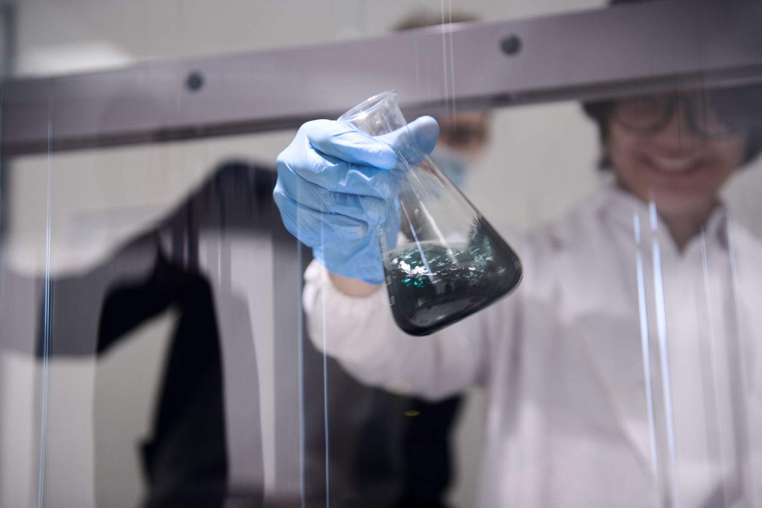 Новое здание международной школы Мирас, современное обучение по программе IB, лаборатории, ученики и атмосфера развития — фоторепортаж Shanger.kz