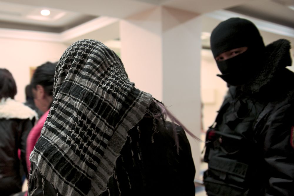 Рейд полиции Алматы по притонам: история девушек, оказавшихся в мире проституции, и взгляд изнутри на теневую сторону города, проституция, Алматы, рейд полиции, общество, женщины, сексуальное рабство, УБОП, Казахстан, Карлыгаш Нуржан, Shanger.kz