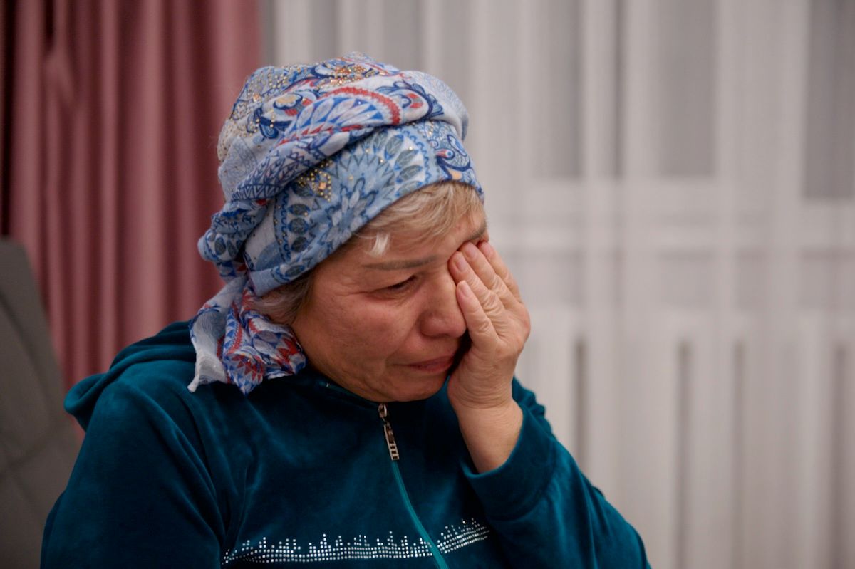 Матери погибших и пострадавших солдат Казахстана на митингах и встречах требуют правды, расследования пыток, дедовщины и реформы армии — фоторепортаж о насилии, нарушениях, военной службе и борьбе за справедливость