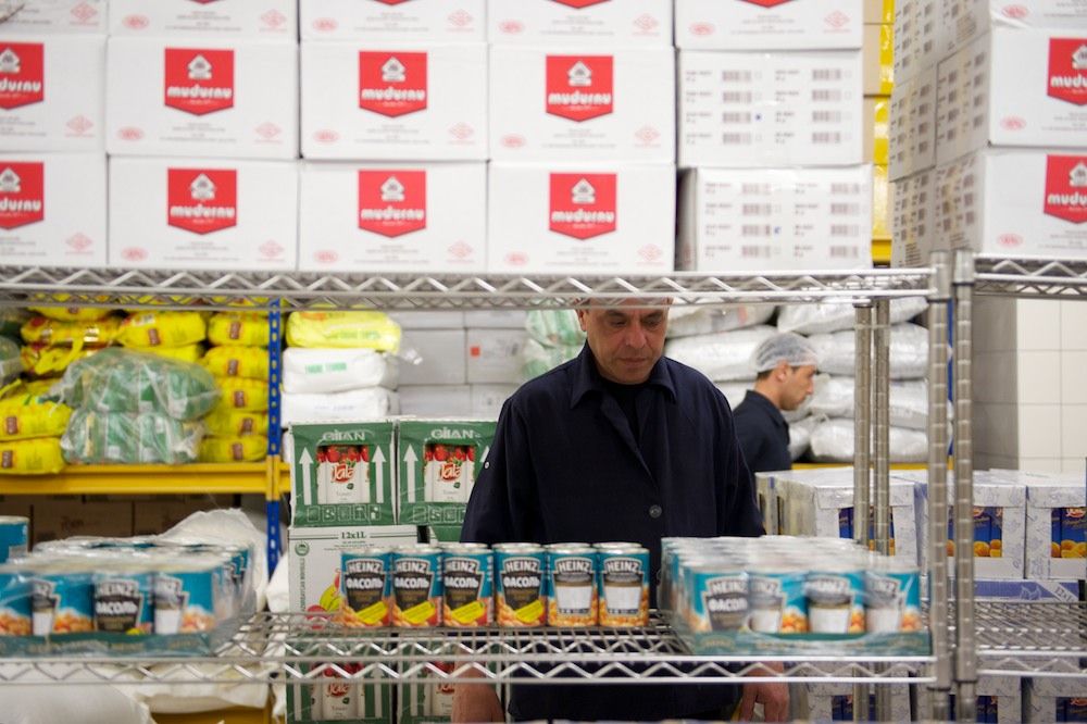 Процесс приготовления и доставки бортового питания авиакомпании Air Astana — от цеха в Актобе до рейсов в Казахстане и за рубежом, бортовое питание, Air Astana, Казахстан, Актобе, авиаперелёты, еда в самолёте, авиация, кейтеринг, Shanger.kz, Карла Нур