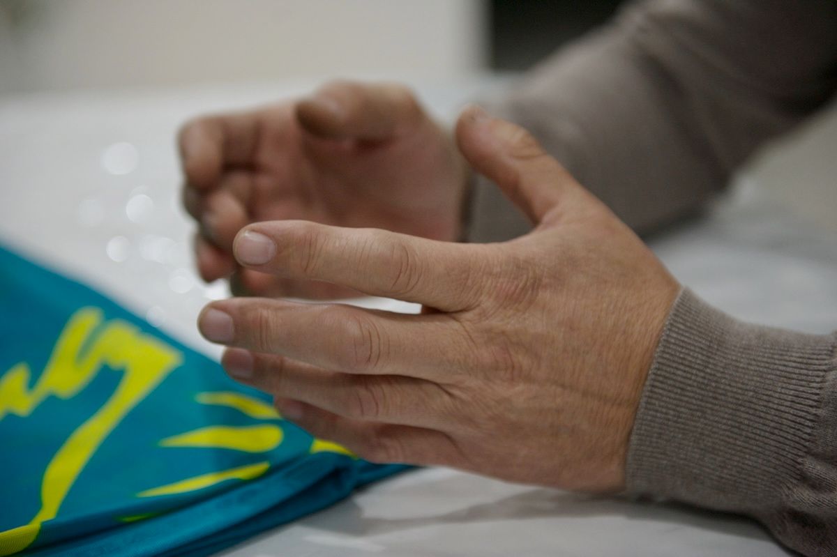 Матери погибших и пострадавших солдат Казахстана на митингах и встречах требуют правды, расследования пыток, дедовщины и реформы армии — фоторепортаж о насилии, нарушениях, военной службе и борьбе за справедливость