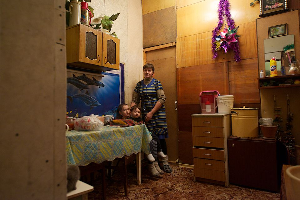 Многодетные матери и семьи в Павлодаре, получающие поддержку от фонда «Ассоциация многодетных матерей», многодетные семьи, Павлодар, фонд Ассоциация многодетных матерей, одинокие матери, социальная помощь, Карлыгаш Нуржан, Shanger.kz