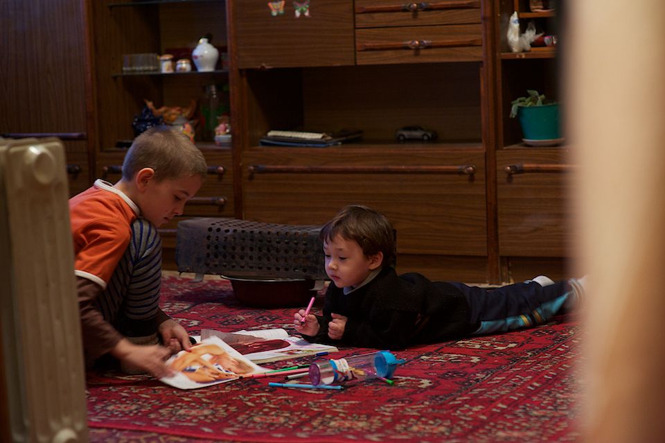 Многодетные матери и семьи в Павлодаре, получающие поддержку от фонда «Ассоциация многодетных матерей», многодетные семьи, Павлодар, фонд Ассоциация многодетных матерей, одинокие матери, социальная помощь, Карлыгаш Нуржан, Shanger.kz