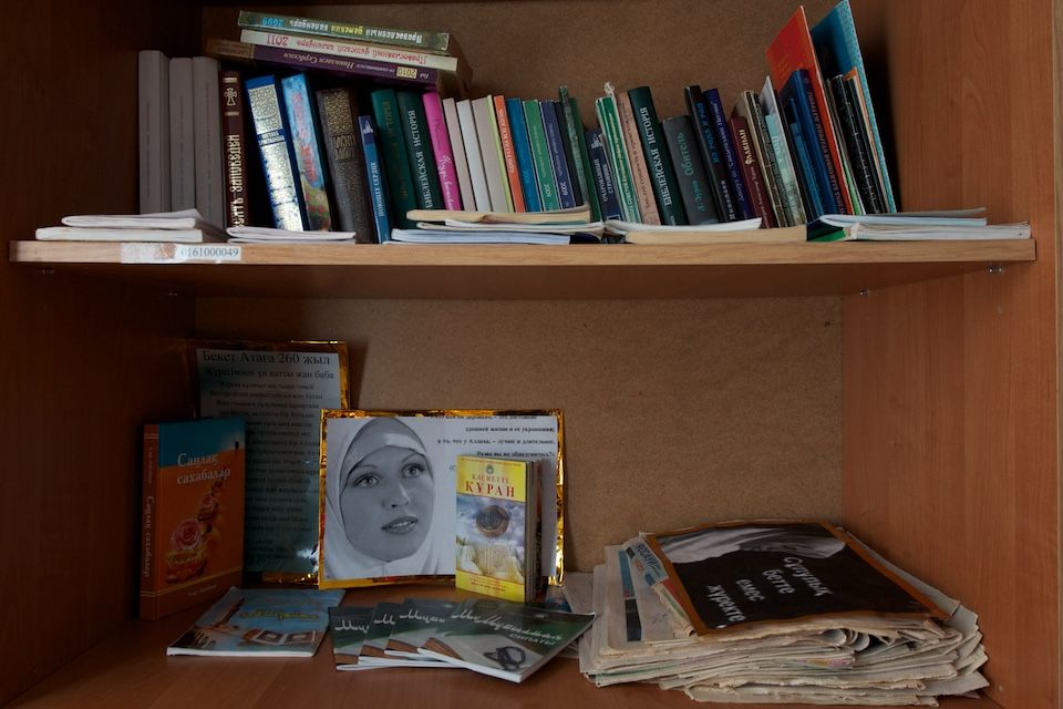 Женщины в исправительной колонии Атырау живут, работают и надеются на новую жизнь после освобождения. Повседневная жизнь и судьбы заключённых, женская колония, тюремная жизнь, исправительная система, Атырау, женщины Казахстана, судьбы, Карлыгаш Нуржан, Shanger.kz