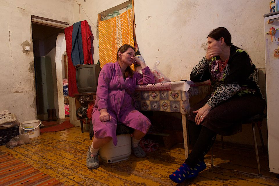 Многодетные матери и семьи в Павлодаре, получающие поддержку от фонда «Ассоциация многодетных матерей», многодетные семьи, Павлодар, фонд Ассоциация многодетных матерей, одинокие матери, социальная помощь, Карлыгаш Нуржан, Shanger.kz