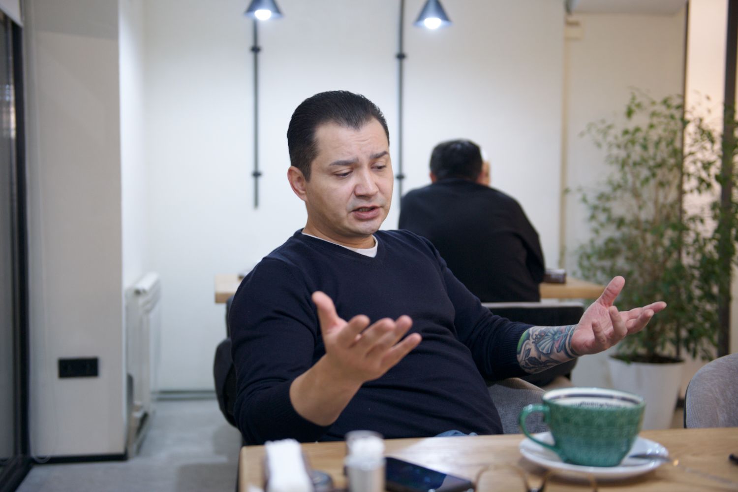 авторское право Казахстан, цифровизация авторских прав, авторские общества, KazAK, непрозрачность распределения, теневой рынок, креативная экономика, музыкальная индустрия, композиторы Казахстана, Байгали Серкебаев, Иван Бреусов, Темирлан Тулегенов, нарушение авторских прав, авторские гонорары, шоу-бизнес Казахстан, стриминговые платформы, караоке бизнес, коррупция в авторских обществах, фоторепортаж, журналистское расследование