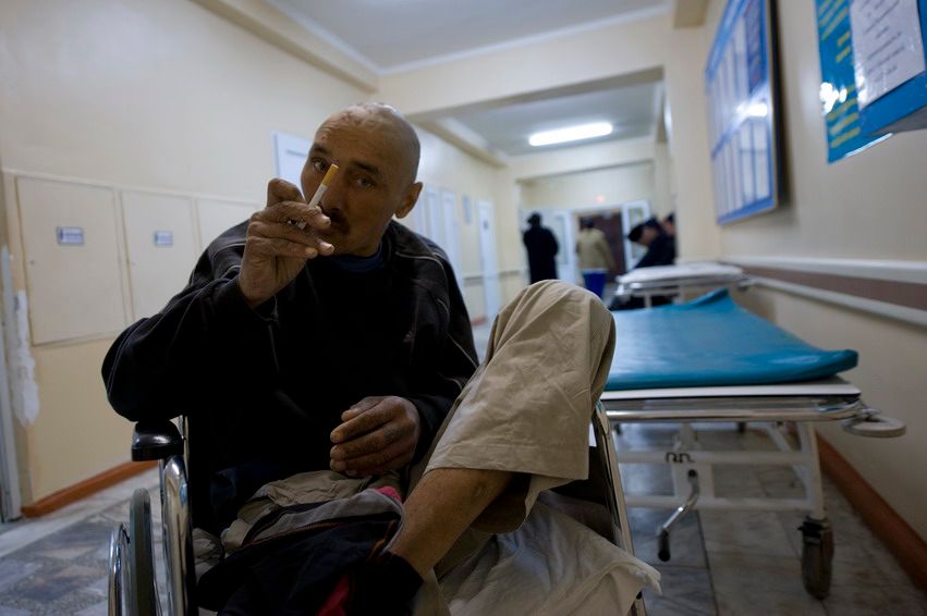 Ночная смена врачей в отделении травматологии Алматы, жизнь больницы, травматология, больница, врачи, Алматы, медицина, ночная смена, скорая помощь, пациенты, жизнь врачей, Карлыгаш Нуржан, Карла Нур, Shanger.kz