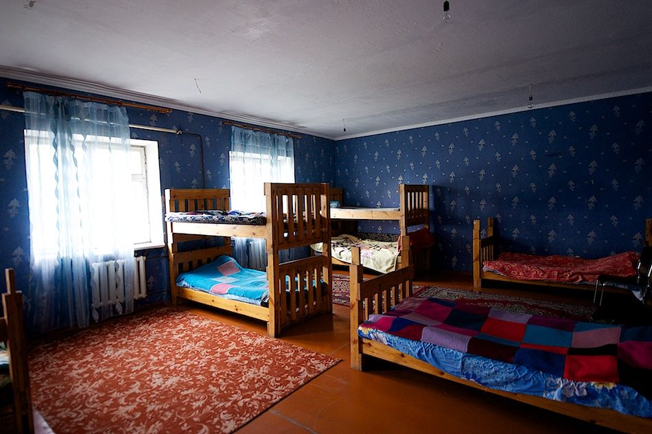 Бывшие наркозависимые, проходящие реабилитацию в алматинском центре «Бостандык», где им помогают вернуть веру в себя и начать новую жизнь, наркозависимость, реабилитация, центр Бостандык, Алмаз Хамиев, социальная адаптация, зависимость, Алматы, Карлыгаш Нуржан, социальные проблемы, Shanger.kz