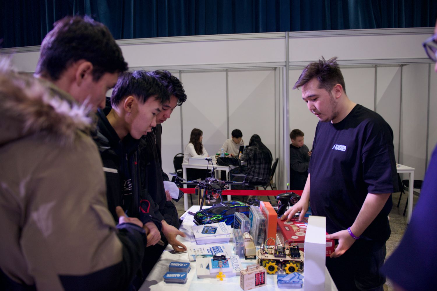 IT Fest 2025 в Алматы — образовательный фестиваль, организованный NNEF и University Alliance of Science and Technology (IITU, KBTU, UIB, AITU) при поддержке фонда Halyk; киберспорт, хакатоны, робототехника, студенческие проекты и технологические площадки.