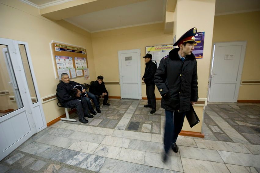 Ночная смена врачей в отделении травматологии Алматы, жизнь больницы, травматология, больница, врачи, Алматы, медицина, ночная смена, скорая помощь, пациенты, жизнь врачей, Карлыгаш Нуржан, Карла Нур, Shanger.kz