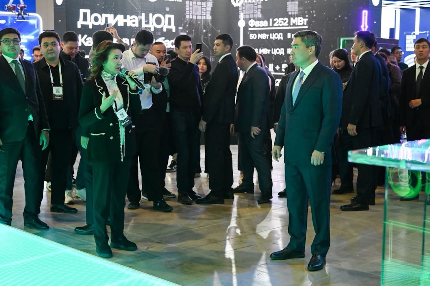 Астанада өткен AI & Digital Bridge 2026 — жасанды интеллект пен цифрлық технологиялар жобаларының көрмесі, AI & Digital Bridge 2026, жасанды интеллект, цифрлық технологиялар, Astana Hub, стартаптар, Қазақстан, Астана, Halyk Bank, Nazarbayev University, Astana IT University