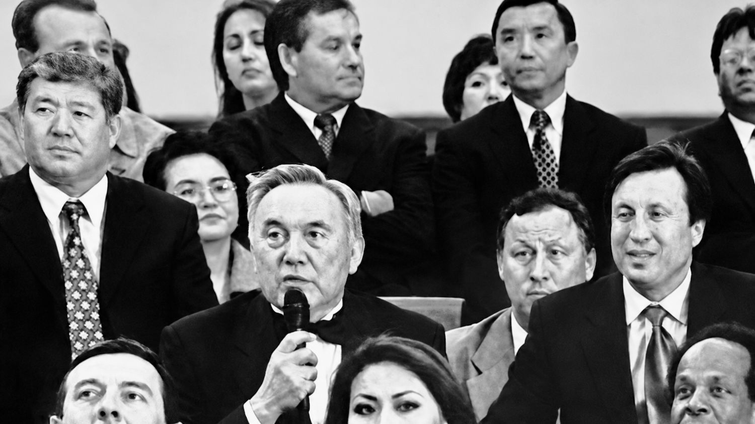 1990-жылдардың соңында салынып жатқан Астана аясындағы жаңа астананың алғашқы қоныс аударушылары. Астана, Ақмола, астананы көшіру, алғашқы қоныс аударушылар, Астана тарихы, Қазақстан тарихы, Астана күні, 1997 жыл, 1998 жыл, мұрағат фотосуреттері