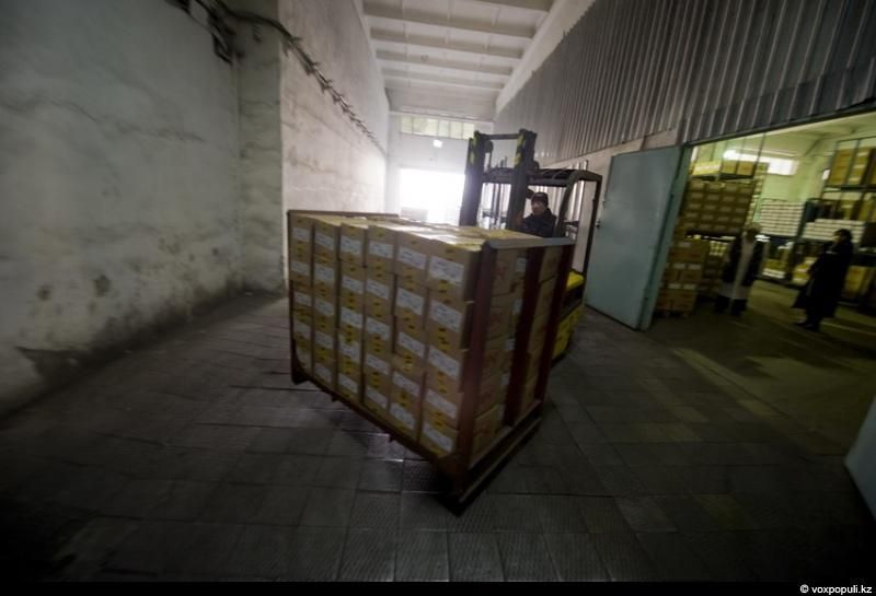 Производство шоколада и конфет на фабрике «Рахат» в Алматы: процесс создания сладостей, упаковка и подготовка новогодних подарков, фабрика Рахат, шоколад, конфеты, Алматы, Казахстан, производство, сладости, кондитерская, Карлыгаш Нуржан, Shanger.kz