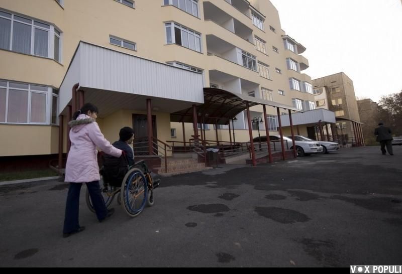 Дом для людей с ограниченными возможностями в Алматы, построенный по международным стандартам с пандусами, лифтами и адаптированными квартирами, инвалиды, жильё, Алматы, социальный проект, архитектура без барьеров, АРДИ, доступная среда, Казахстан, Карлыгаш Нуржан, Shanger.kz